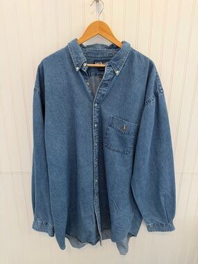 Vintage 90’s - Ralph Lauren Classic Blue Denim Shirt with tan pony 100% Cotton